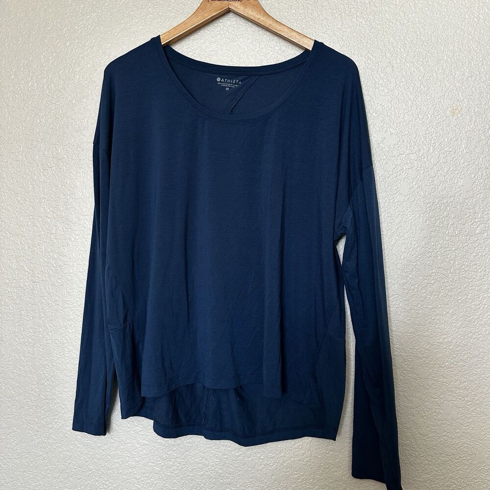 Women’s Athleta Blue Open Twisted Back 1x Longsleeve Shirt Yoga Athletic Keyhole